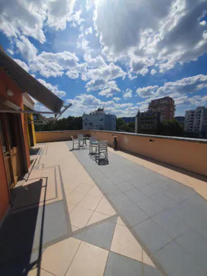 Wonderful Rooftop Tirana City Buitenkant foto