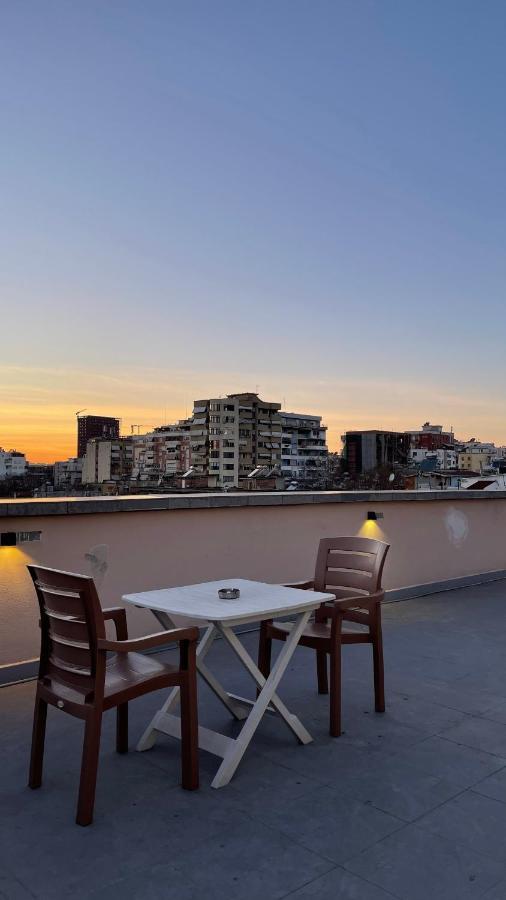 Wonderful Rooftop Tirana City Buitenkant foto